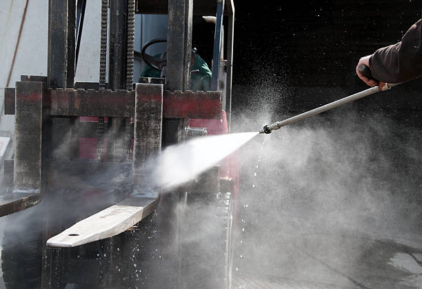 Roof Power Washing Services in Mill Plain, CT